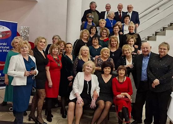 Grafika 1: Wigilia Lęborskiego UTW w Perle