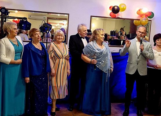 Grafika 9: 14.02.2026 III Bal Seniora