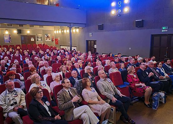 Grafika 17: 25 lat Lęborskiego Uniwersytetu Trzeciego Wieku
