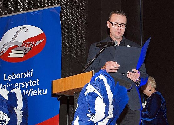 Grafika 18: 25 lat Lęborskiego Uniwersytetu Trzeciego Wieku